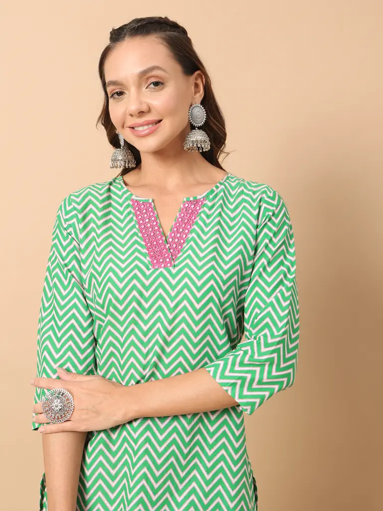 SET0132_6.webp