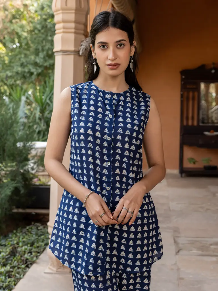 SET0195_4.webp