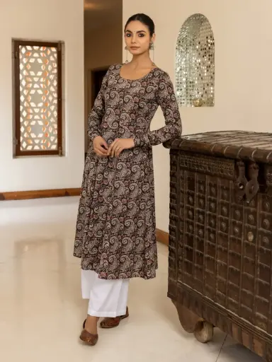 [FAR0114NAN70625] Maroon & Beige Paisley Print Fit and Flare Kurta with Full Sleeves