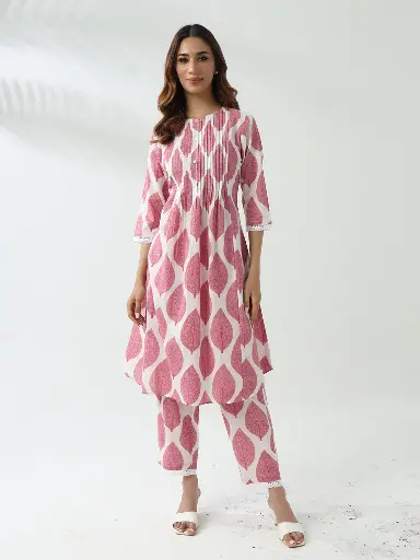 [SET0170NAN70625] Pink Leaf Printed Kurta Set with Pintuck Detailing